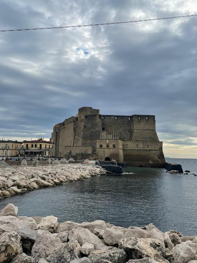 شقة Ropelli Santa Chiara نابولي المظهر الخارجي الصورة